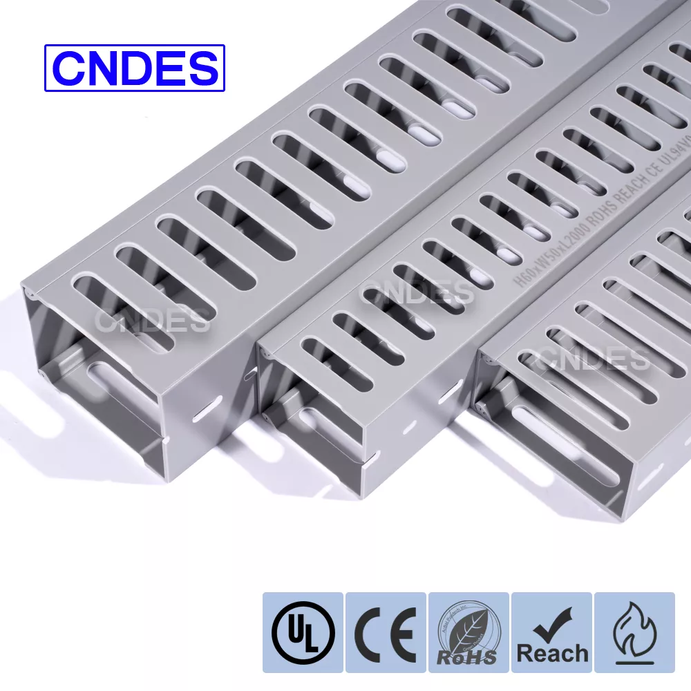 PVC Dún Sreangú Sliotán Trunking